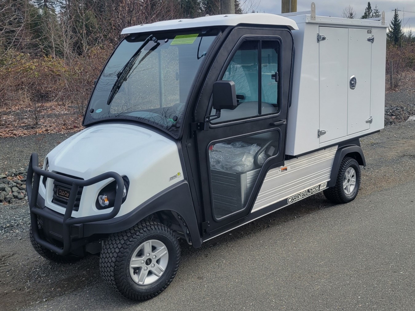 2024 Carryall 700 Lithium, Full Cab and Van Box - Isle Golf Cars Inc.