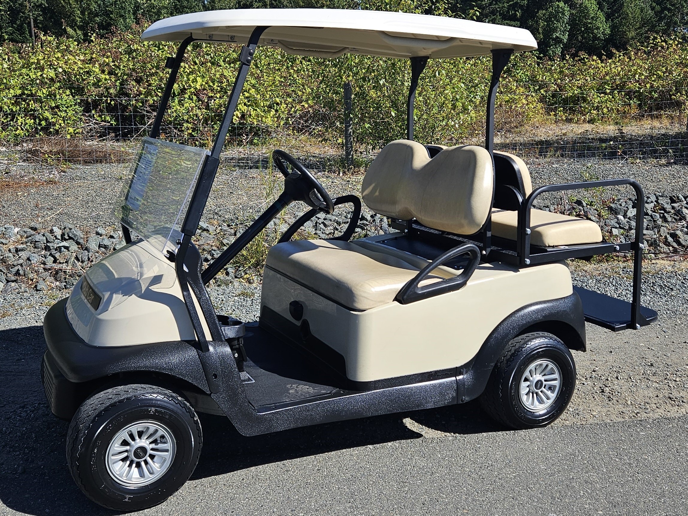 2017 Precedent Electric, Beige